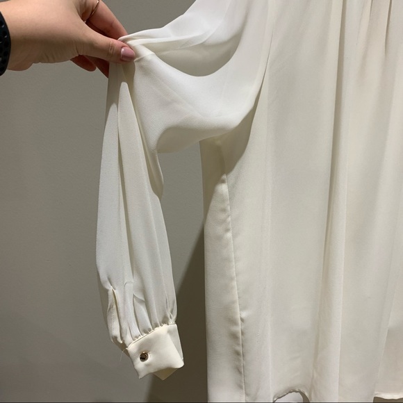 Vince Camuto blouse - Picture 3 of 5